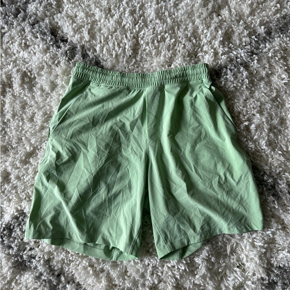 Lululemon Pace Breaker Short 7" *Linerless Creamy Mint
